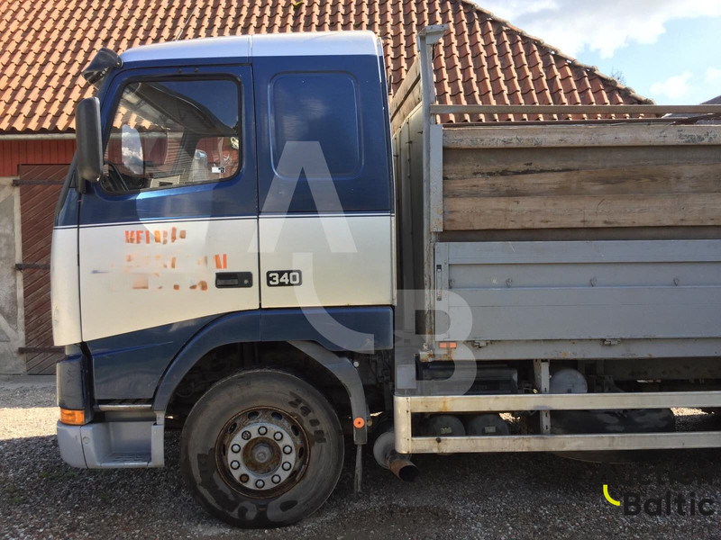 Volvo FH12 - Камион со платформа: слика 5 Volvo FH12 - Камион со платформа: слика 5