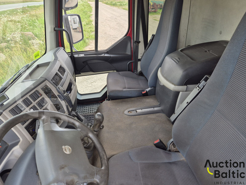Камион ладилник Volvo FL240: слика 7