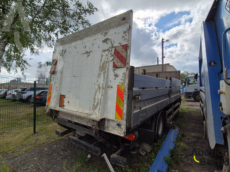 Volvo FL6 - Камион со платформа: слика 4 Volvo FL6 - Камион со платформа: слика 4