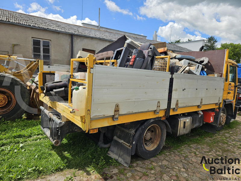 Volvo FL612 - Камион со платформа: слика 3 Volvo FL612 - Камион со платформа: слика 3