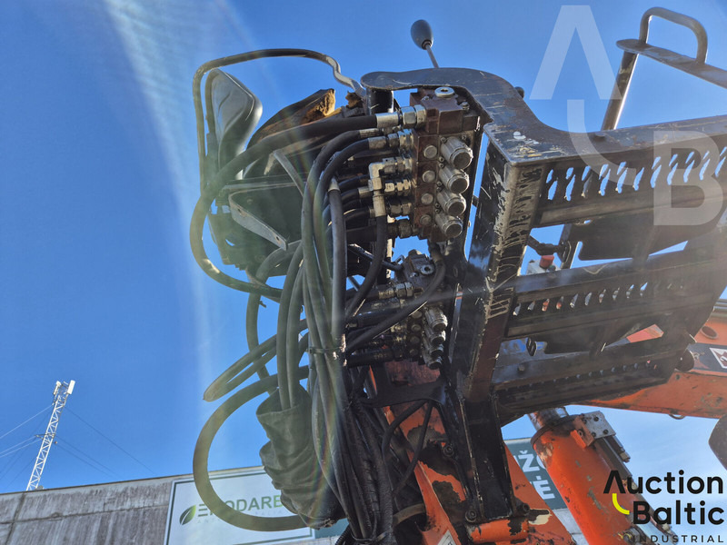 Лизинг на Volvo FM-300 Volvo FM-300: слика 10 Лизинг на Volvo FM-300 Volvo FM-300: слика 10