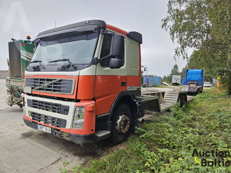 Volvo FM12 - Автотранспортен камион: слика 2 Volvo FM12 - Автотранспортен камион: слика 2