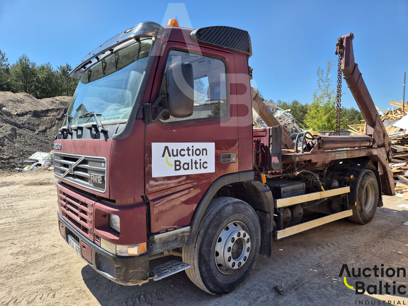 Volvo FM12 - Камион за подигање контејнери: слика 1 Volvo FM12 - Камион за подигање контејнери: слика 1