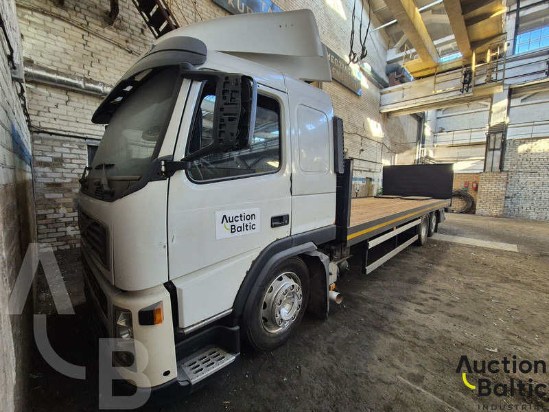 Volvo FM380 - Камион со платформа: слика 2 Volvo FM380 - Камион со платформа: слика 2