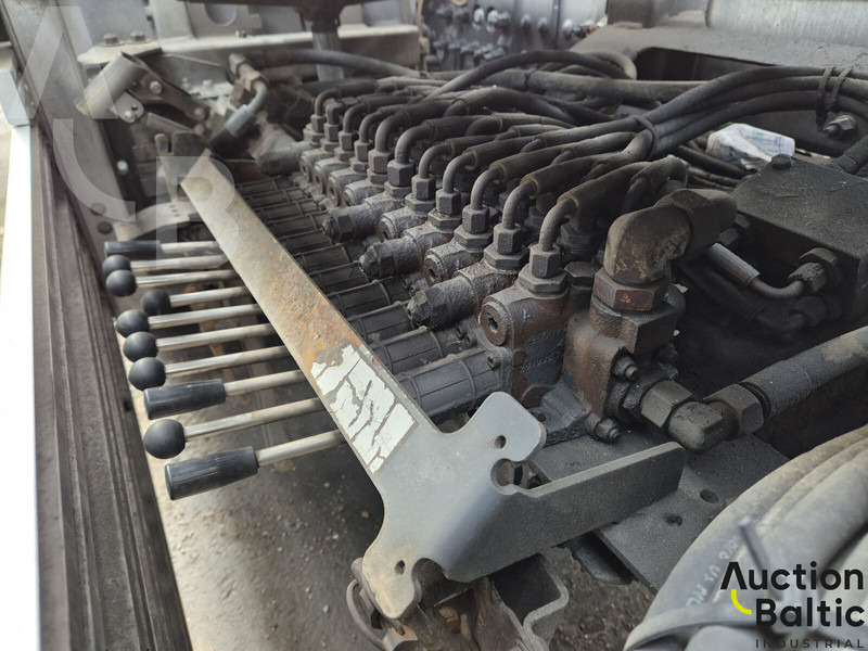 Автотранспортен камион Volvo FM500: слика 20