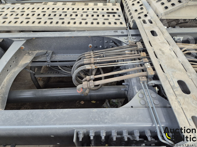 Автотранспортен камион Volvo FM500: слика 17