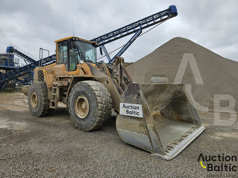 Volvo L 180 F - Натоварувач на тркала: слика 1 Volvo L 180 F - Натоварувач на тркала: слика 1