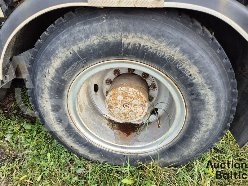 Кипер Volvo Terberg FM 2000: слика 15 Кипер Volvo Terberg FM 2000: слика 15