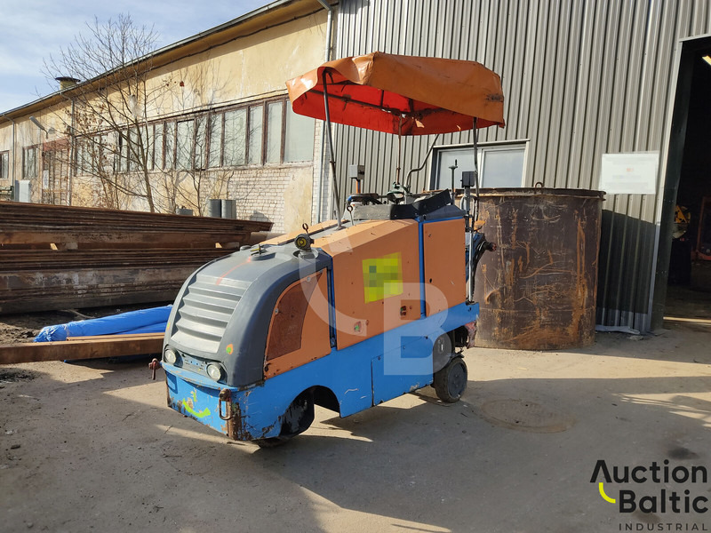 Wirtgen W35DC - Машина за асфалт: слика 2 Wirtgen W35DC - Машина за асфалт: слика 2