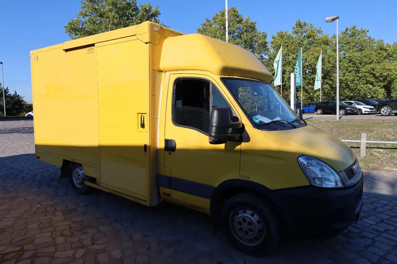 Iveco Daily/ Regalsystem/Luftfeder/KURZ/1. Hand - Комбе фургон: слика 3 Iveco Daily/ Regalsystem/Luftfeder/KURZ/1. Hand - Комбе фургон: слика 3