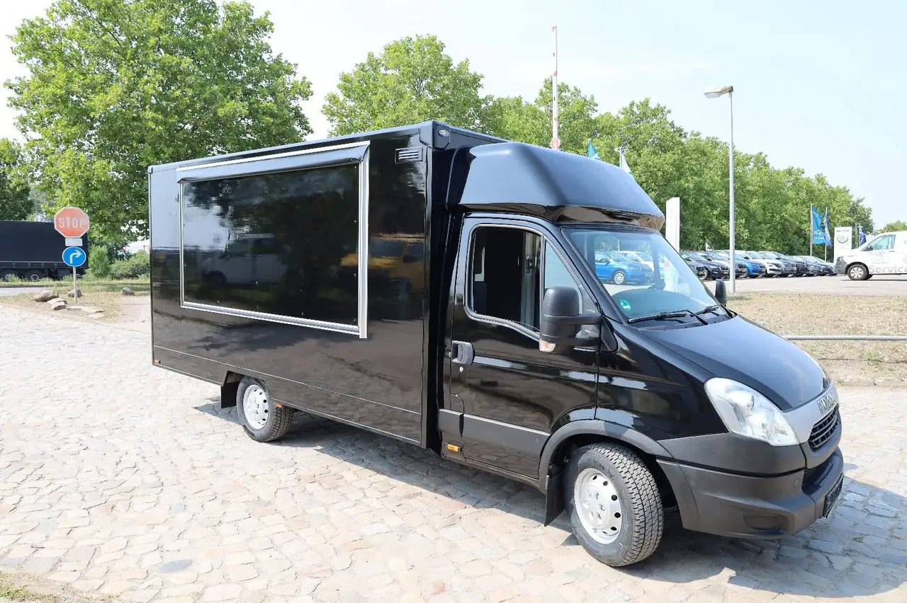 Iveco IS35SI2AA/ FOODTRUCK/Daily/EU5/1. Hand - Камион за продажба на добра: слика 3 Iveco IS35SI2AA/ FOODTRUCK/Daily/EU5/1. Hand - Камион за продажба на добра: слика 3