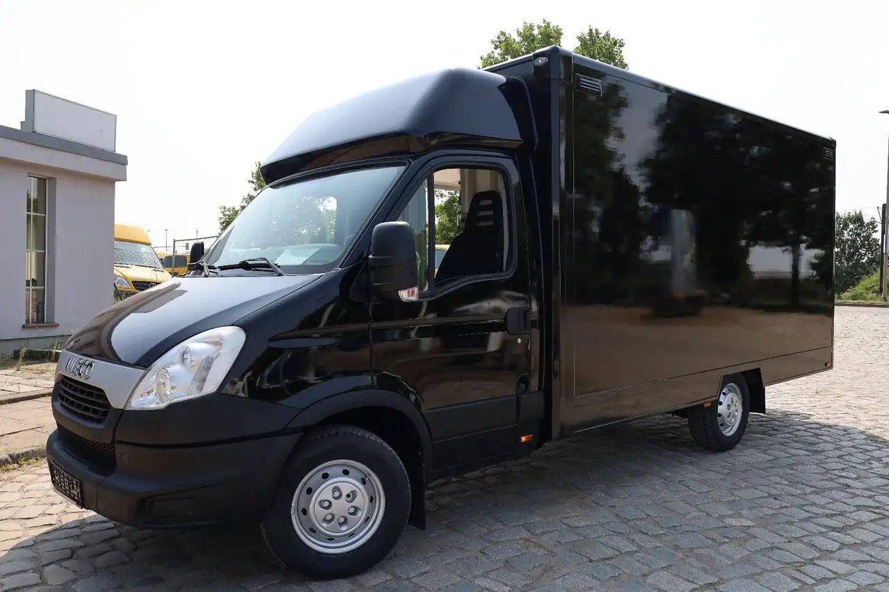 Iveco IS35SI2AA/ FOODTRUCK/Daily/EU5/1. Hand - Камион за продажба на добра: слика 5 Iveco IS35SI2AA/ FOODTRUCK/Daily/EU5/1. Hand - Камион за продажба на добра: слика 5