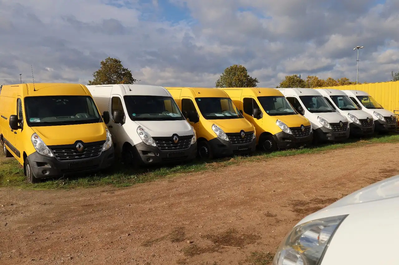 Renault Master Kasten/Scheckheft/1. Hand - Товарно комбе: слика 1 Renault Master Kasten/Scheckheft/1. Hand - Товарно комбе: слика 1
