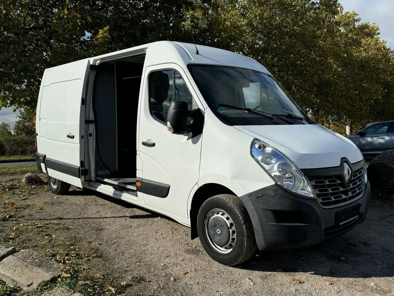 Renault Master Kasten/Scheckheft/1. Hand - Товарно комбе: слика 2 Renault Master Kasten/Scheckheft/1. Hand - Товарно комбе: слика 2