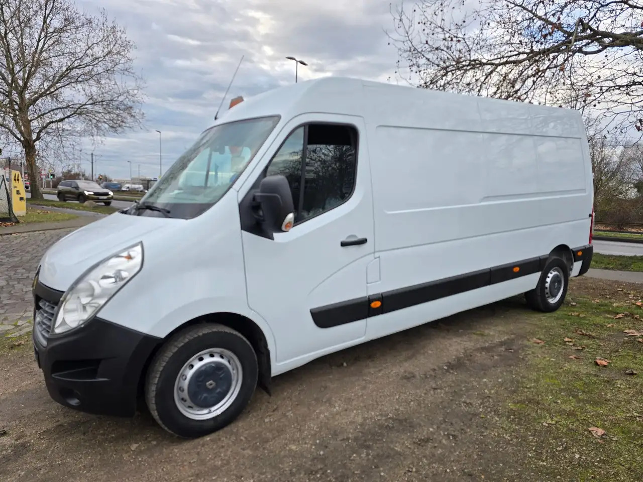 Renault Master Kasten/Scheckheft/1. Hand - Товарно комбе: слика 2 Renault Master Kasten/Scheckheft/1. Hand - Товарно комбе: слика 2