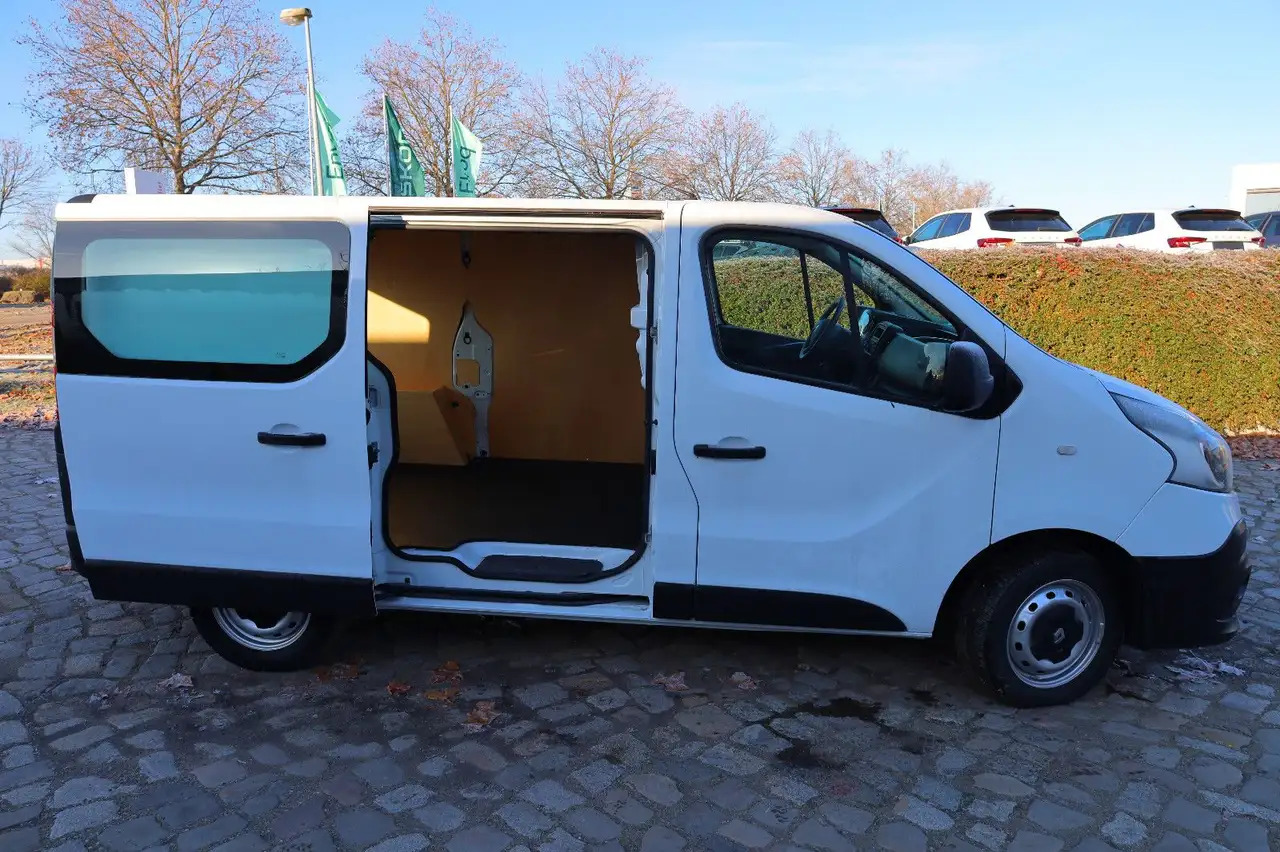 Renault Trafic Komfort/1. Hand/89kW - Товарно комбе: слика 5 Renault Trafic Komfort/1. Hand/89kW - Товарно комбе: слика 5