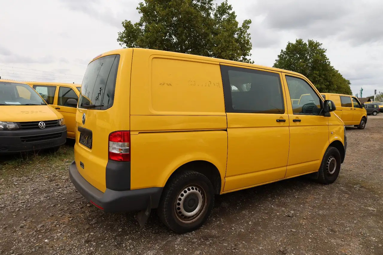 Volkswagen T5 Transporter/ 2.0 TDI/EU5/1.Hand - Товарно комбе: слика 4 Volkswagen T5 Transporter/ 2.0 TDI/EU5/1.Hand - Товарно комбе: слика 4