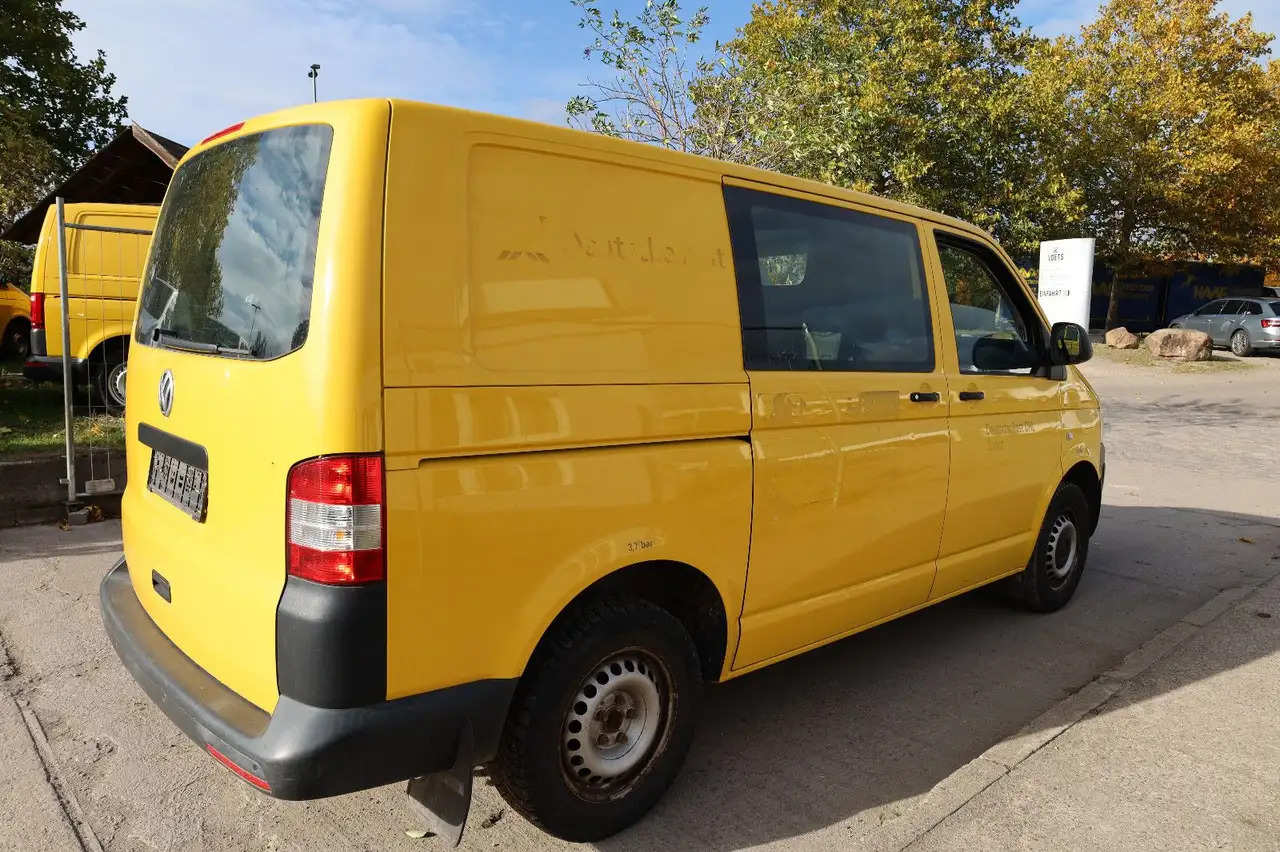 Volkswagen T5 Transporter/ 2.0 TDI/EU5/1.Hand - Товарно комбе: слика 4 Volkswagen T5 Transporter/ 2.0 TDI/EU5/1.Hand - Товарно комбе: слика 4