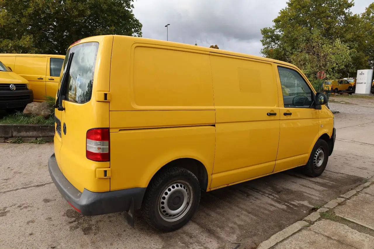 Volkswagen T5 Transporter/ 2.0 TDI/EU5/Flügeltüren - Товарно комбе: слика 4 Volkswagen T5 Transporter/ 2.0 TDI/EU5/Flügeltüren - Товарно комбе: слика 4