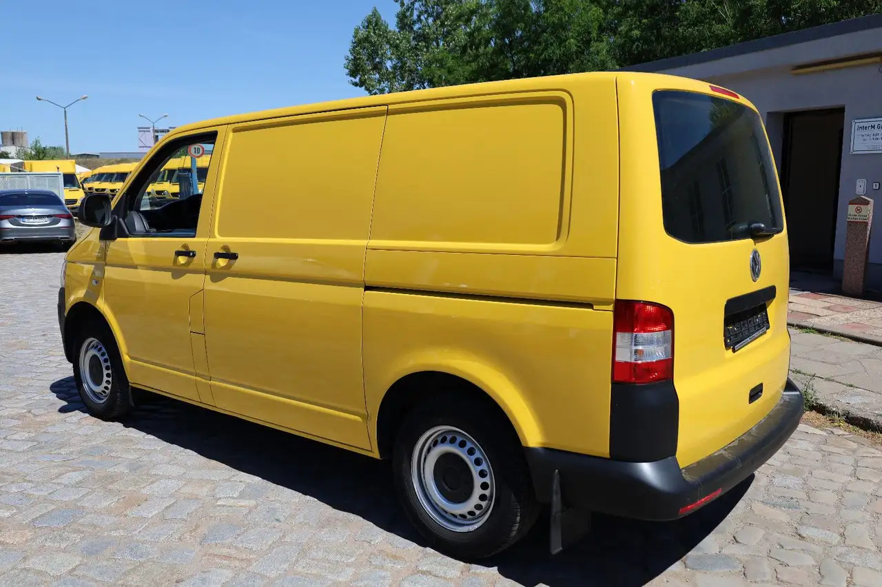 Volkswagen T5 Transporter Kasten-Kombi 2.0 TDI/EU5 - Автомобил: слика 4 Volkswagen T5 Transporter Kasten-Kombi 2.0 TDI/EU5 - Автомобил: слика 4