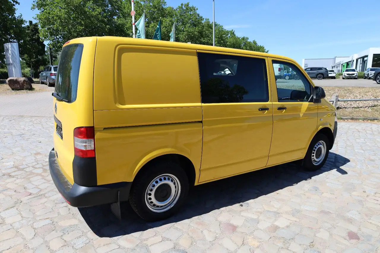Volkswagen T5 Transporter Kasten-Kombi 2.0 TDI/EU5 - Автомобил: слика 3 Volkswagen T5 Transporter Kasten-Kombi 2.0 TDI/EU5 - Автомобил: слика 3