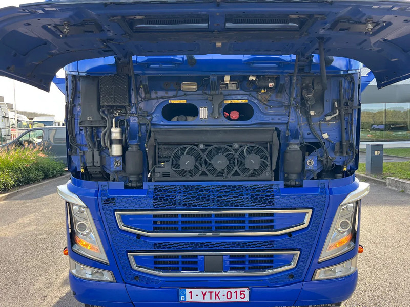 Volvo FH 500 6x2 Lift Axle+Steering**FH500 6x2 2021**full Air - Камион влекач: слика 5 Volvo FH 500 6x2 Lift Axle+Steering**FH500 6x2 2021**full Air - Камион влекач: слика 5