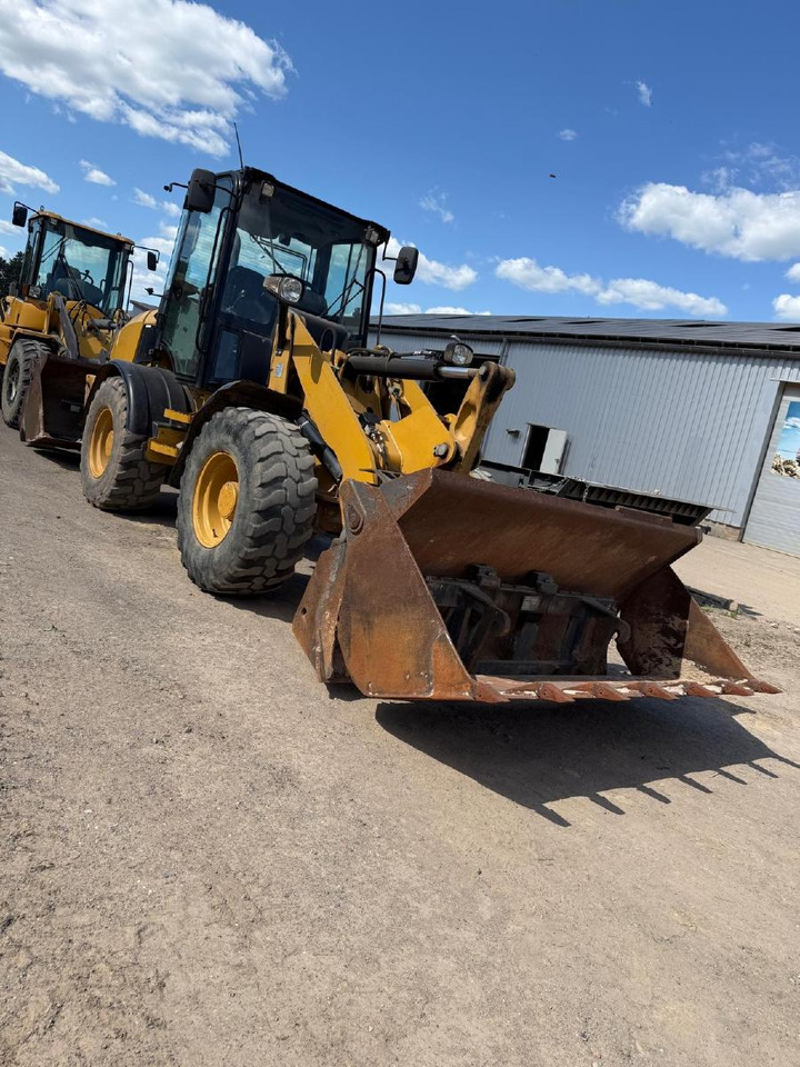 Caterpillar 908 H 2 mal verfügbar - Натоварувач на тркала: слика 5 Caterpillar 908 H 2 mal verfügbar - Натоварувач на тркала: слика 5