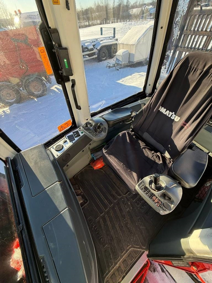 Komatsu 865 - Пренесувач на стебла: слика 5 Komatsu 865 - Пренесувач на стебла: слика 5