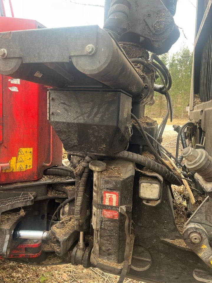 Komatsu 875 - Пренесувач на стебла: слика 5 Komatsu 875 - Пренесувач на стебла: слика 5