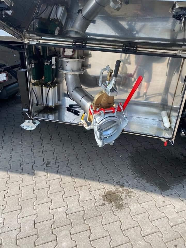 Benalu Optiliner Twin-Liner 68 m³ Kombi fest/flüssig - Кипер полуприколка: слика 5 Benalu Optiliner Twin-Liner 68 m³ Kombi fest/flüssig - Кипер полуприколка: слика 5