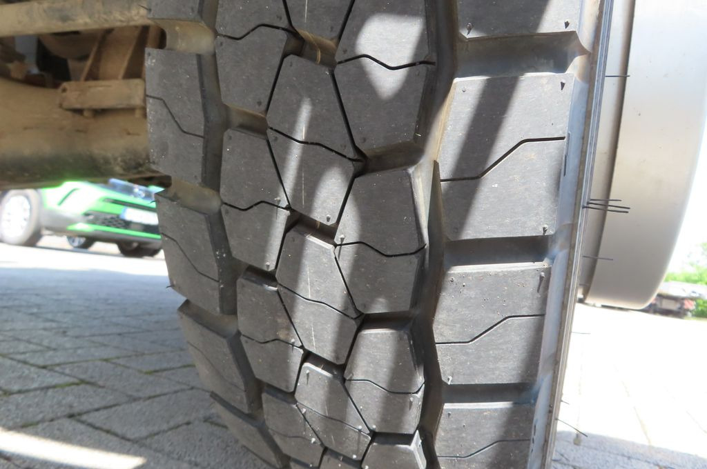 Камион за подигање контејнери FUSO Canter 6 C 18 4x4  Kommunal  Winterdienst: слика 9