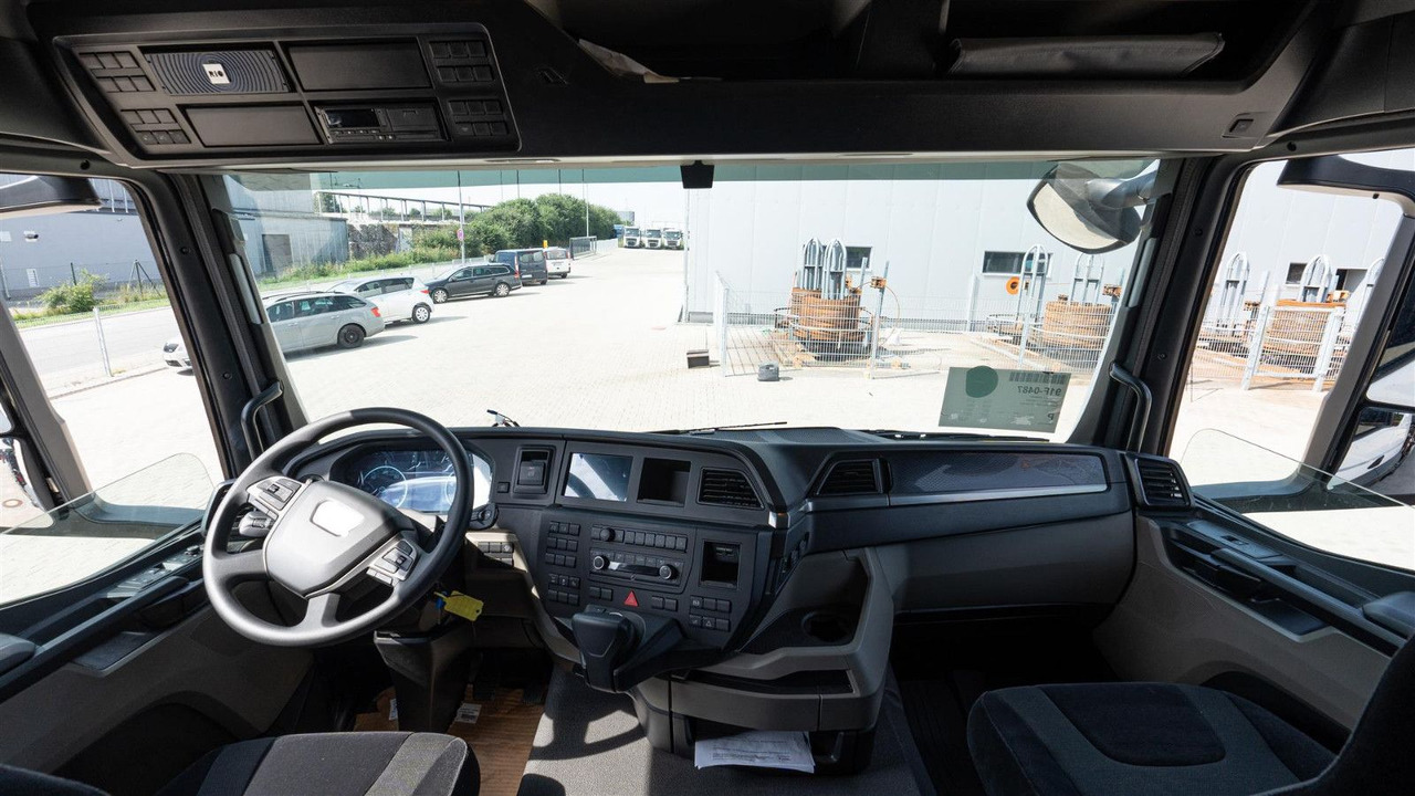 MAN 35.470 8x2 Kran F710 RA2.26 - Камион, Камион со кран: слика 3 MAN 35.470 8x2 Kran F710 RA2.26 - Камион, Камион со кран: слика 3