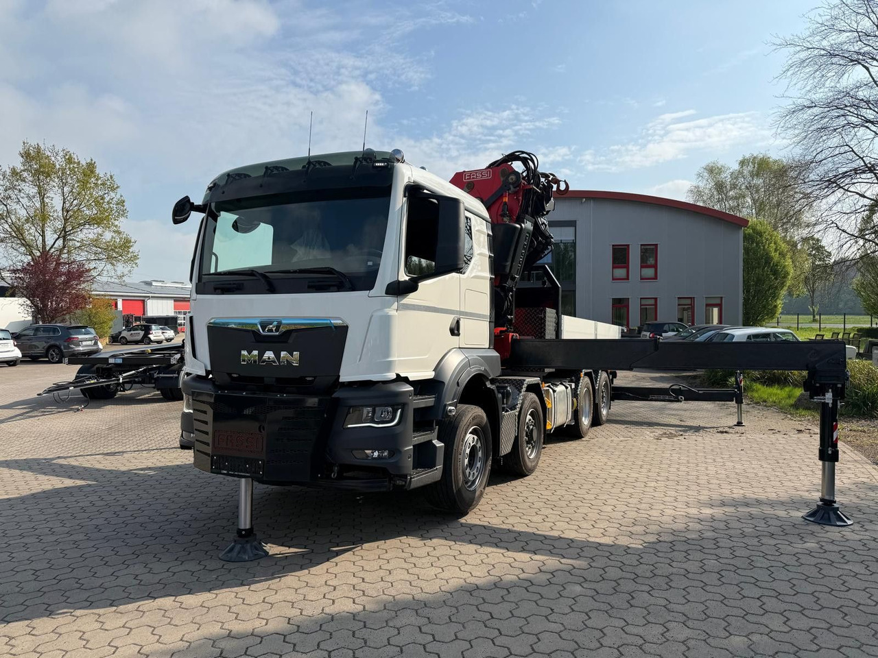 MAN 35.520 8x4 Fassi F800 RA2.28 OHNE ABSTÜTZÜBERWA. - Камион влекач: слика 5 MAN 35.520 8x4 Fassi F800 RA2.28 OHNE ABSTÜTZÜBERWA. - Камион влекач: слика 5