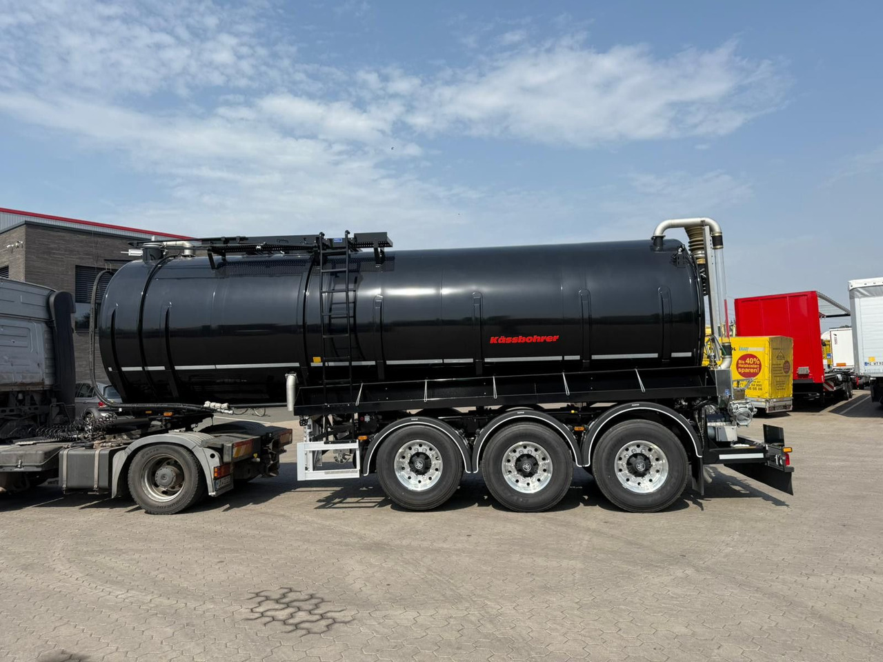 Kässbohrer K.STN L 30 Edelstahl Tanker Gülle Naturabfall - Полуприколка цистерна: слика 5 Kässbohrer K.STN L 30 Edelstahl Tanker Gülle Naturabfall - Полуприколка цистерна: слика 5