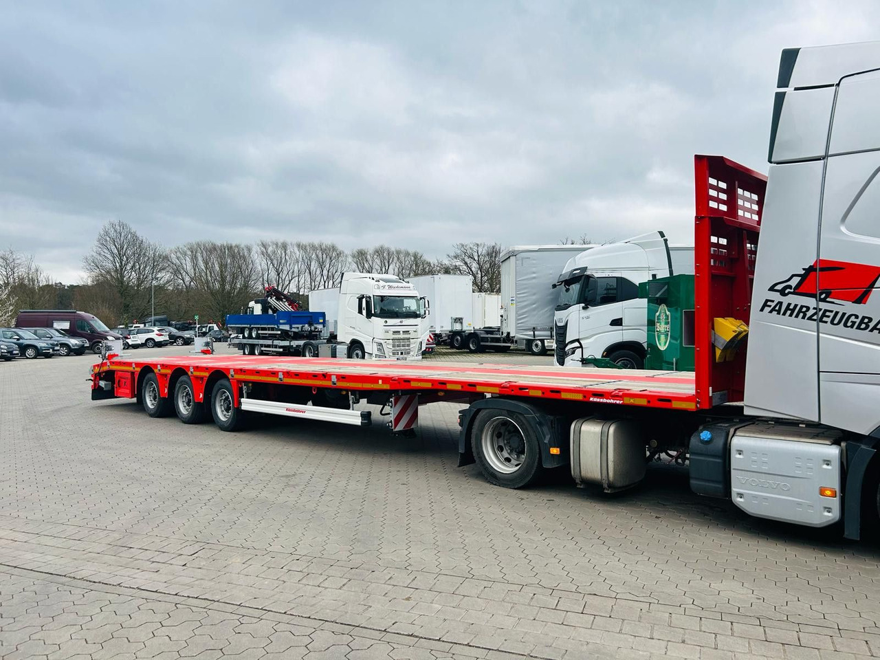 Kässbohrer SPS Mega Schwerlast Plattform Lenkachse - Полуприколка платформа: слика 3 Kässbohrer SPS Mega Schwerlast Plattform Lenkachse - Полуприколка платформа: слика 3