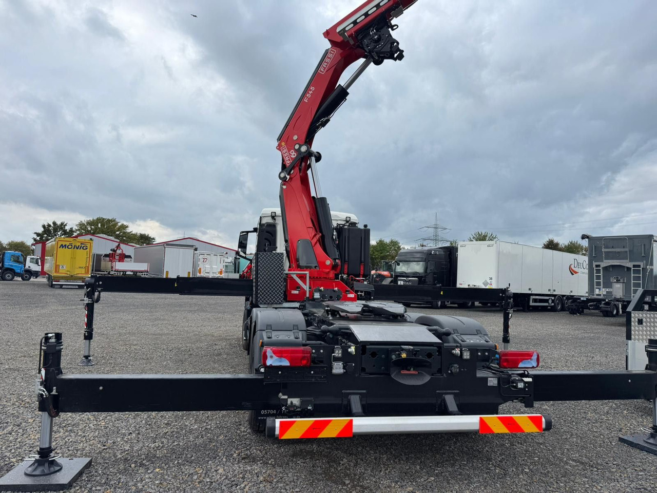 MAN 26.470 6x4-4 Hydrodrive Fassi Kran F545 Jib - Камион со кран: слика 3 MAN 26.470 6x4-4 Hydrodrive Fassi Kran F545 Jib - Камион со кран: слика 3
