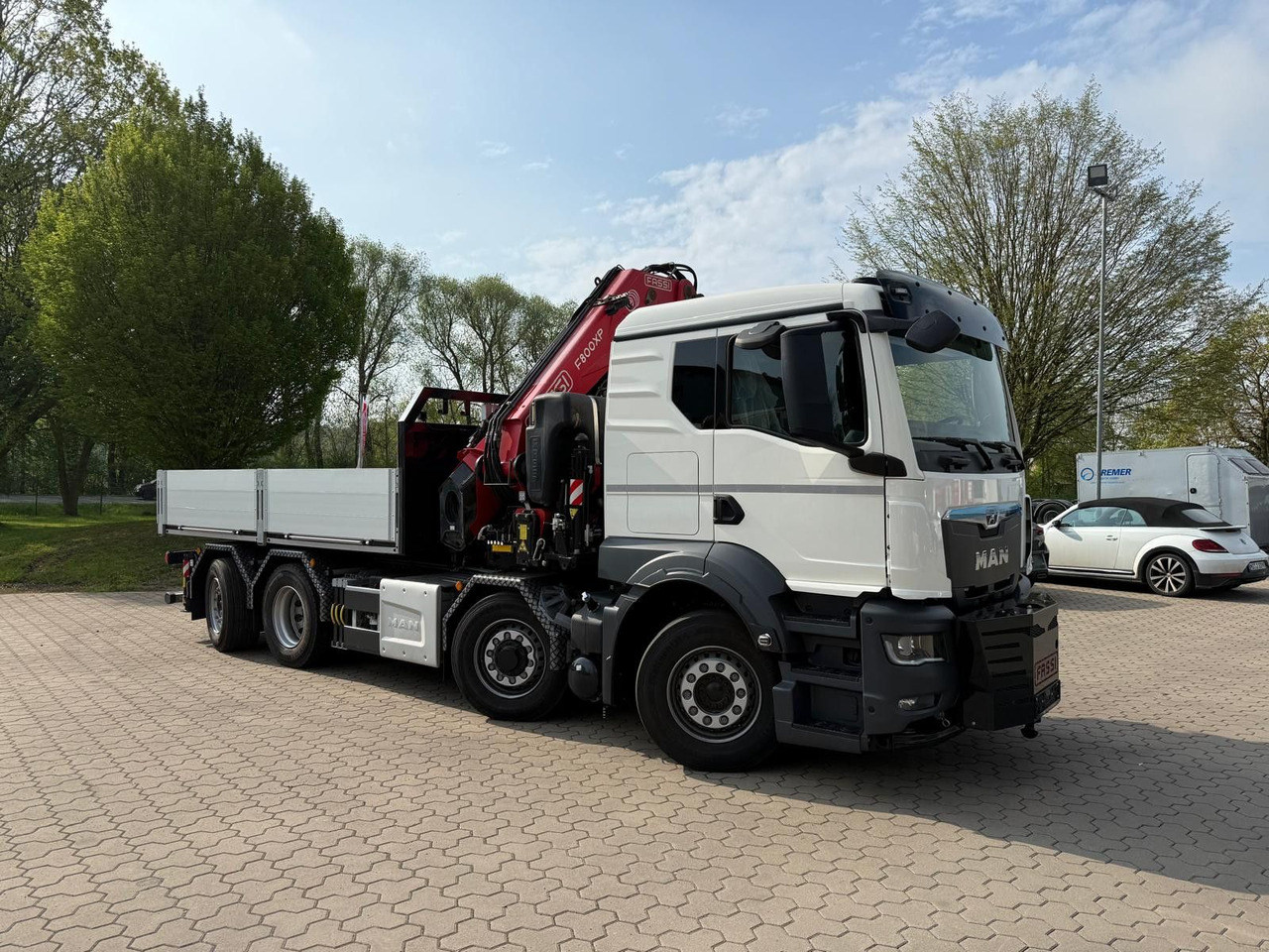 MAN 35.520 8x4 Kran Fassi F800, OHNE ABSTÜTZÜBERWACH - Камион со кран: слика 2 MAN 35.520 8x4 Kran Fassi F800, OHNE ABSTÜTZÜBERWACH - Камион со кран: слика 2
