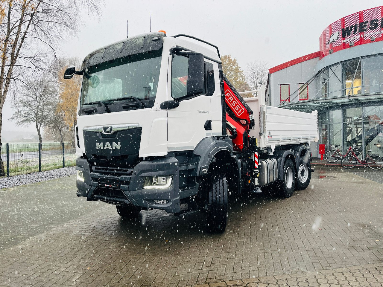 MAN TGS 26.400 6x4 Krankipper Fassi/SOFORT VERFÜGBAR - Кипер, Камион со кран: слика 4 MAN TGS 26.400 6x4 Krankipper Fassi/SOFORT VERFÜGBAR - Кипер, Камион со кран: слика 4