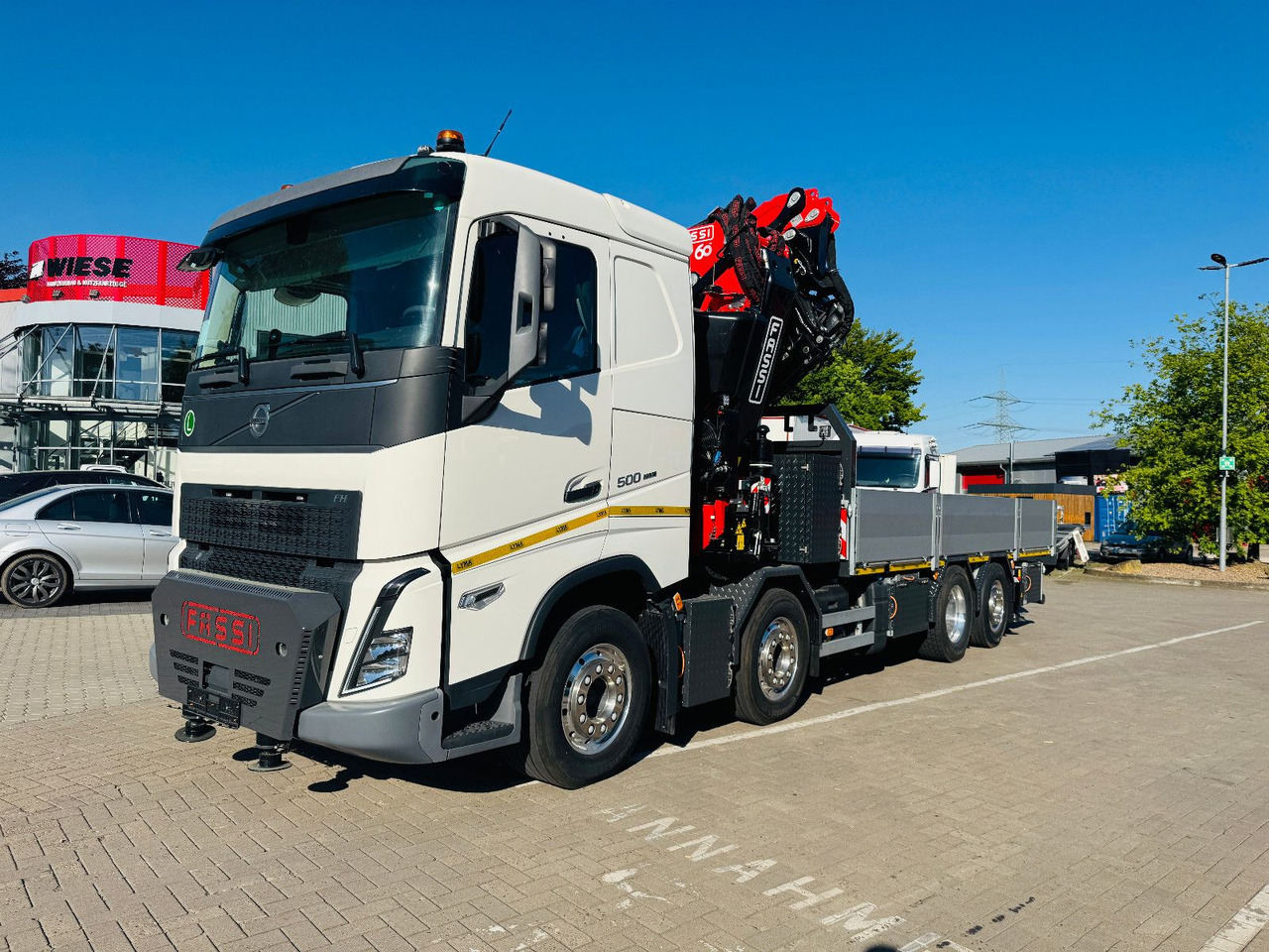 Volvo FH 500 8x2 mit F710RA.2.27 L426 und V20 Winde - Камион со кран: слика 1 Volvo FH 500 8x2 mit F710RA.2.27 L426 und V20 Winde - Камион со кран: слика 1
