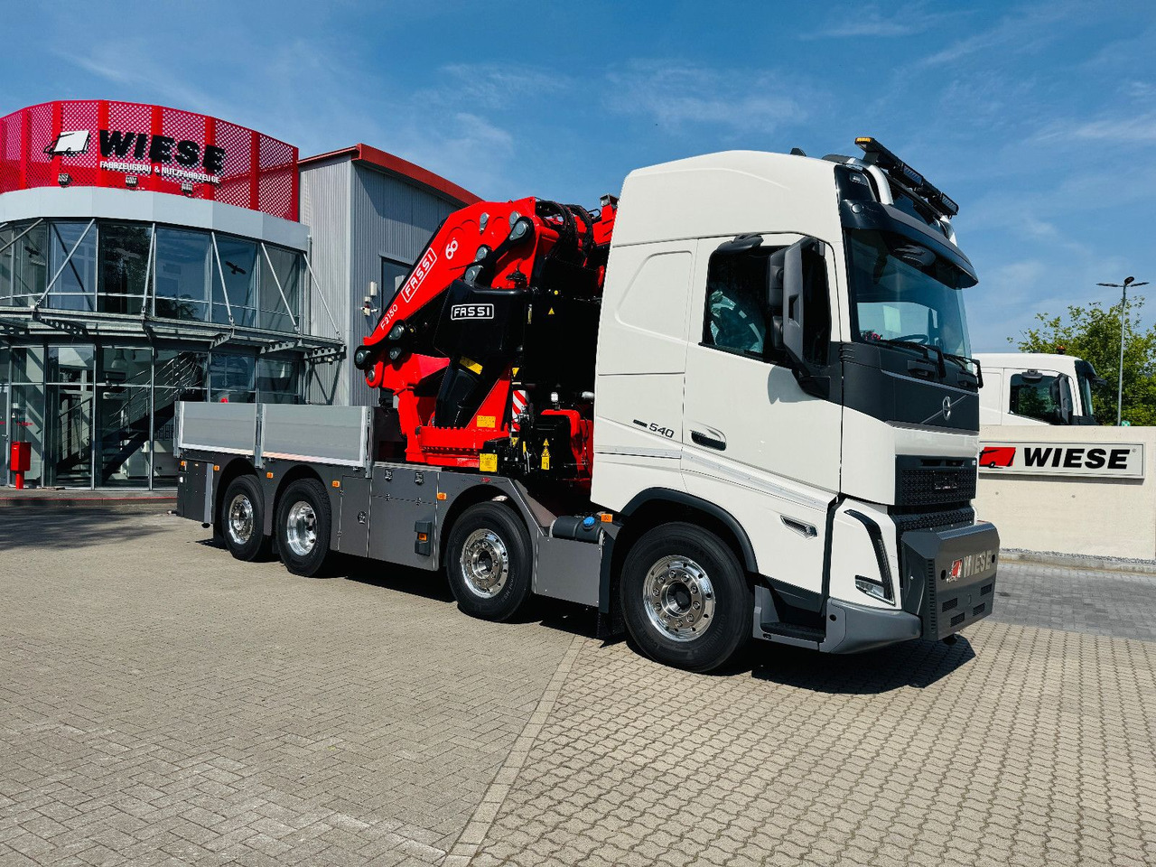 Volvo FH 540 mit Fassi F2150RAL Fly Jib + Winde - Камион со кран: слика 2 Volvo FH 540 mit Fassi F2150RAL Fly Jib + Winde - Камион со кран: слика 2