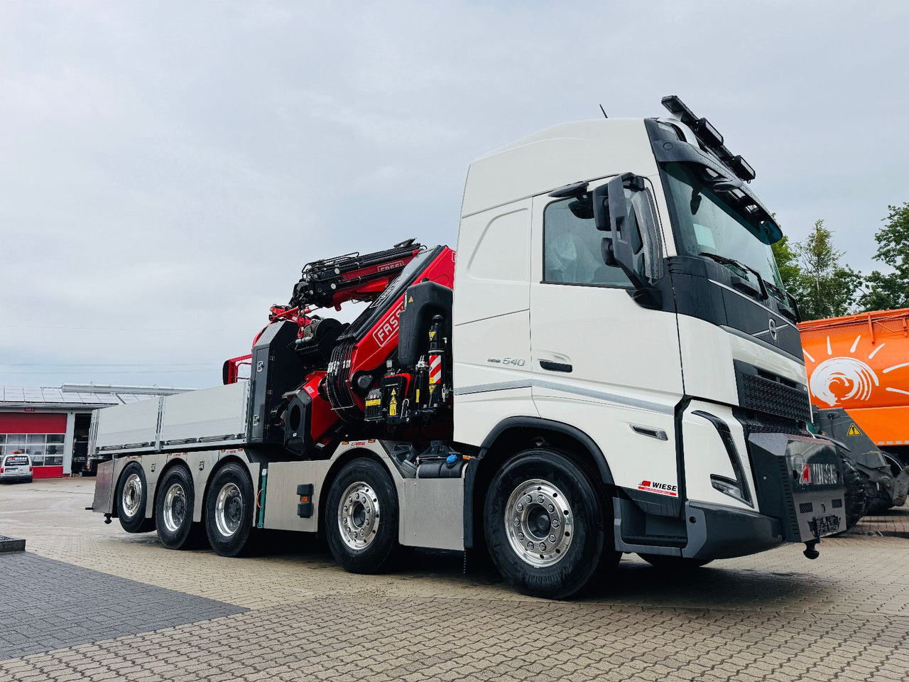 Volvo FH540 10x4 mit F1150 Ladekran, Sattelzugmaschine - Камион со кран: слика 1 Volvo FH540 10x4 mit F1150 Ladekran, Sattelzugmaschine - Камион со кран: слика 1