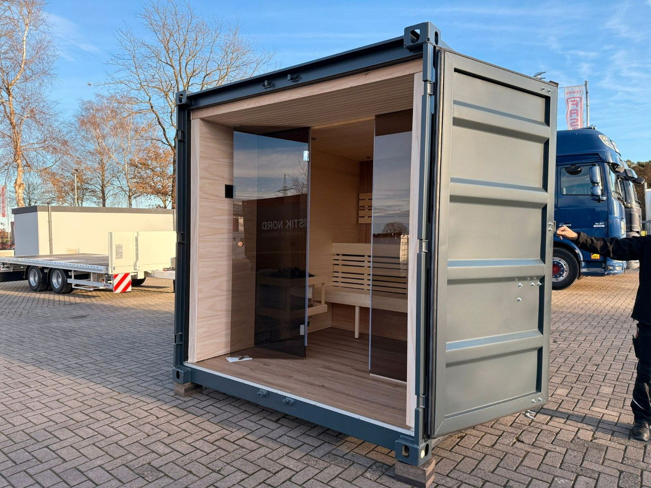 Wiese Sauna Container - Sofort Lieferbar - Транспортер на контејнер/ Полуприколка со променливо тело: слика 2 Wiese Sauna Container - Sofort Lieferbar - Транспортер на контејнер/ Полуприколка со променливо тело: слика 2
