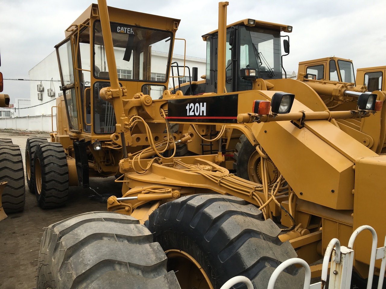 CATERPILLAR 120H - Порамнувач: слика 4 CATERPILLAR 120H - Порамнувач: слика 4