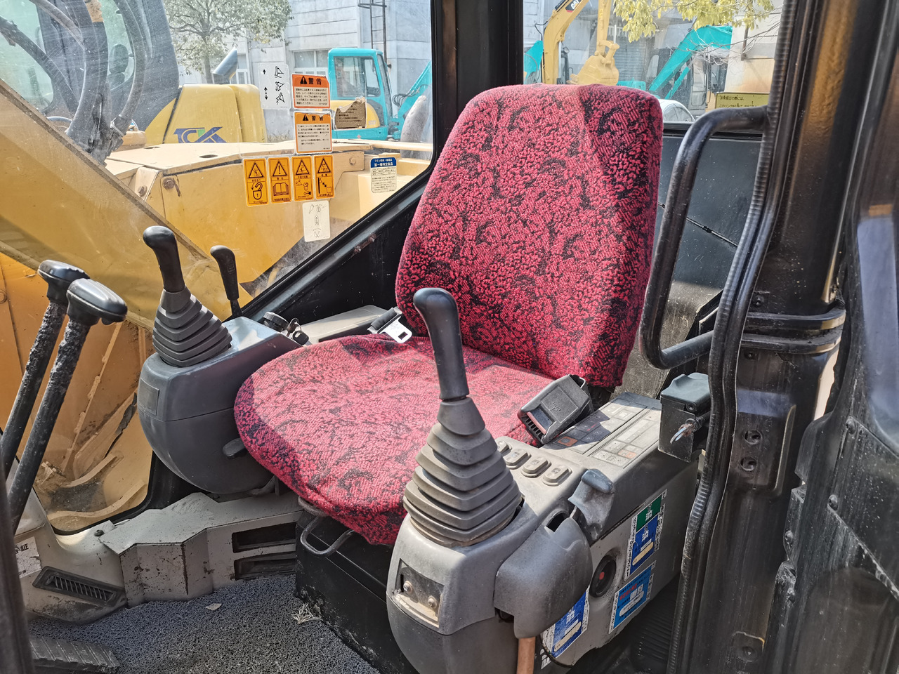 CATERPILLAR 308C - Мини багер: слика 4 CATERPILLAR 308C - Мини багер: слика 4