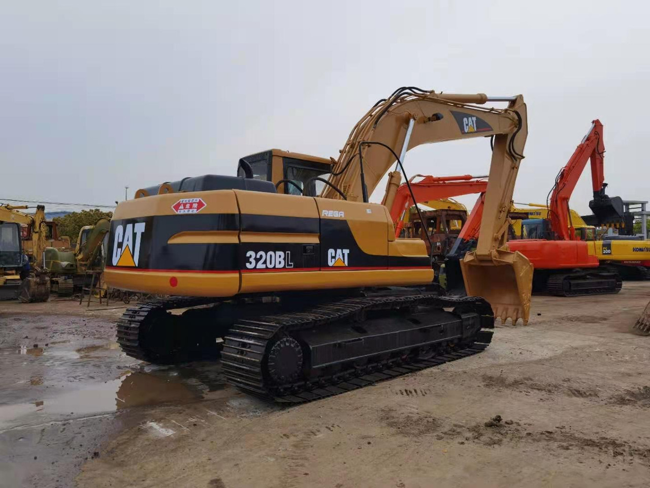 CATERPILLAR 320B - Багер гасеничар: слика 1 CATERPILLAR 320B - Багер гасеничар: слика 1