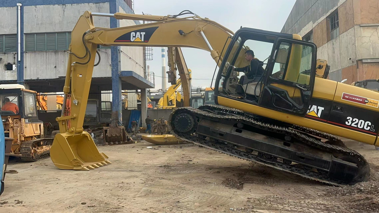 CATERPILLAR 320C - Багер гасеничар: слика 2 CATERPILLAR 320C - Багер гасеничар: слика 2