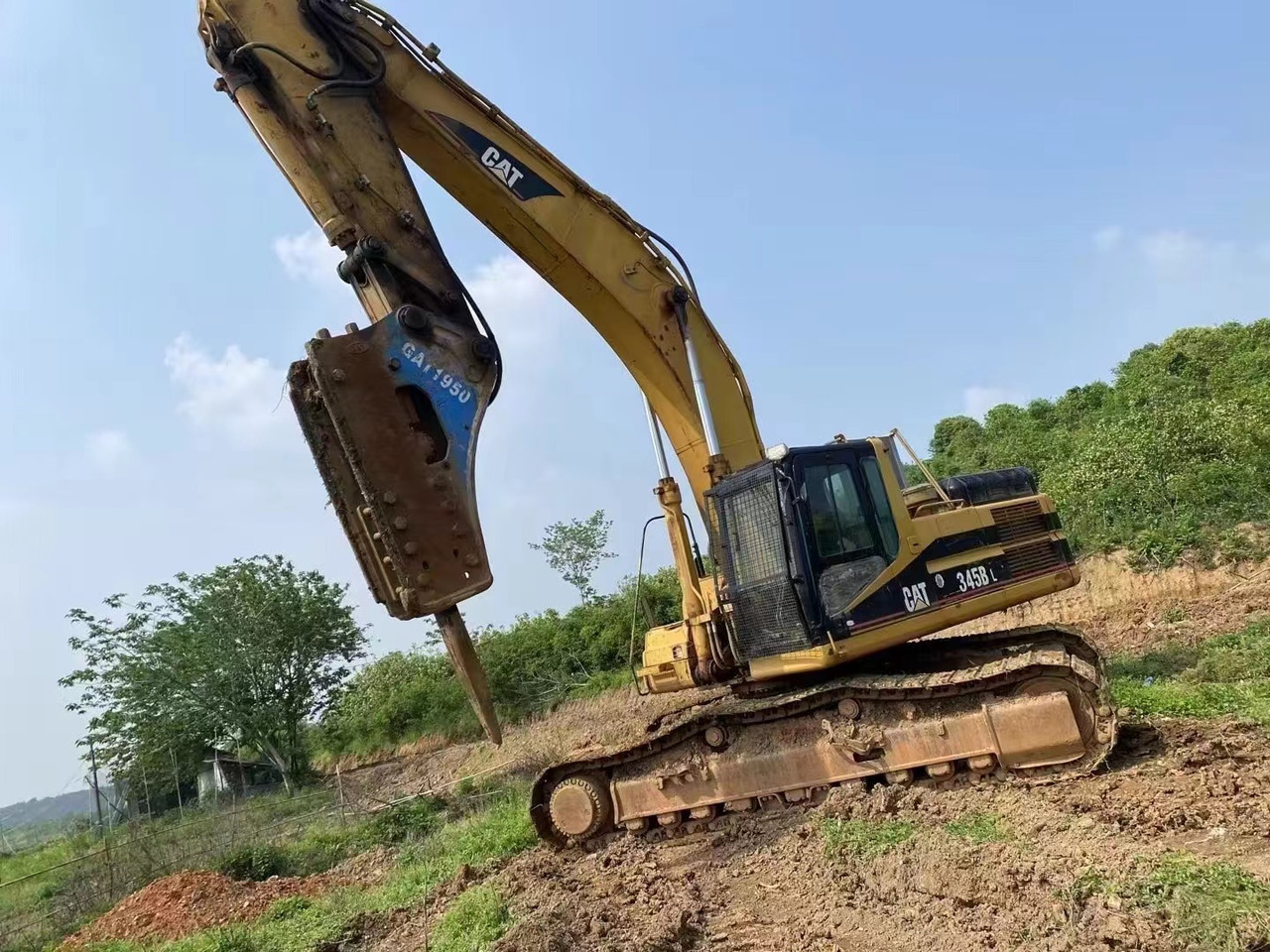 CATERPILLAR 345B - Багер гасеничар: слика 1 CATERPILLAR 345B - Багер гасеничар: слика 1