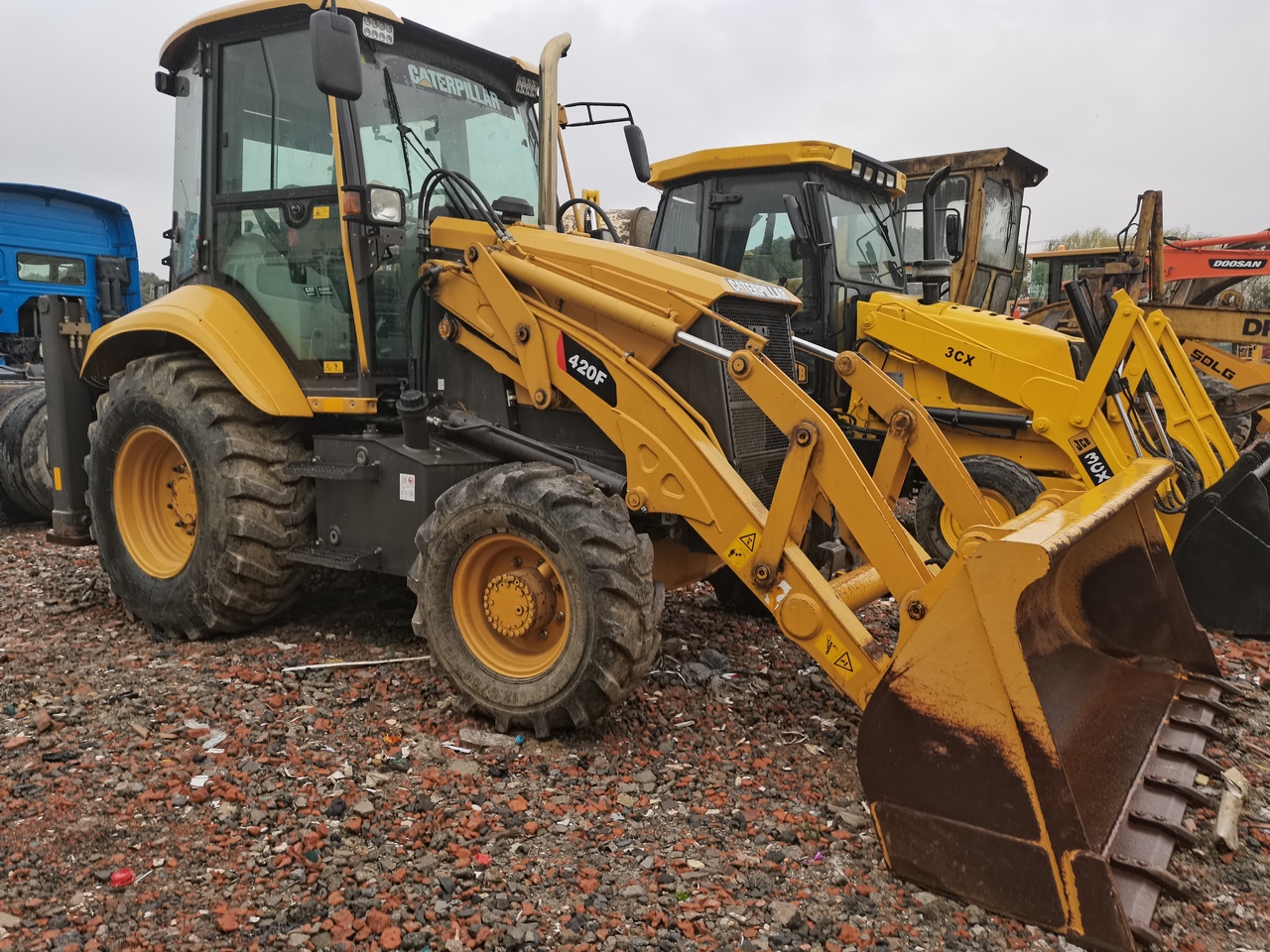 CATERPILLAR 420F - Ровокопач: слика 3 CATERPILLAR 420F - Ровокопач: слика 3