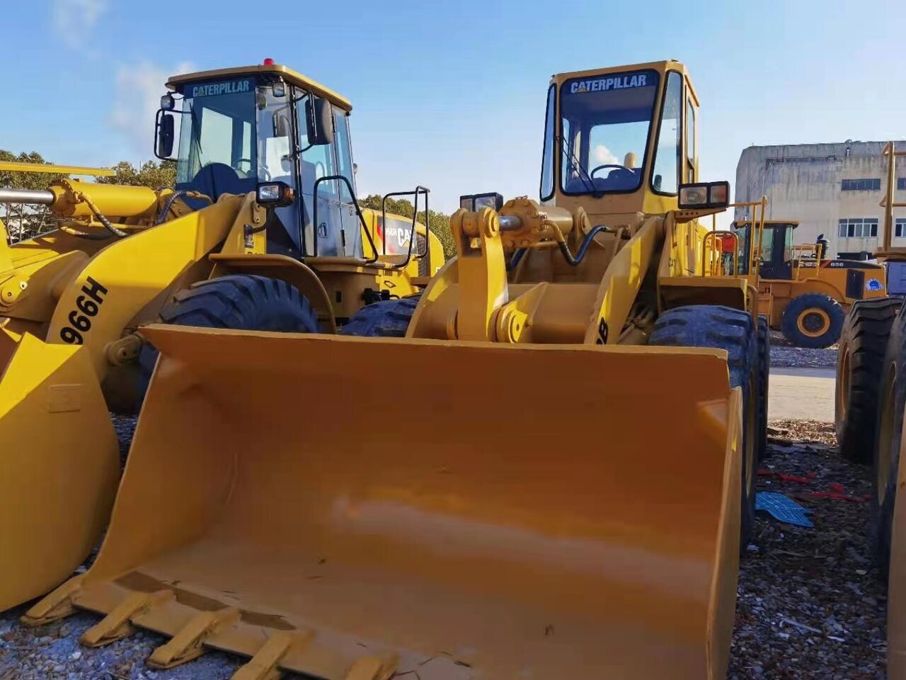 CATERPILLAR 950B - Натоварувач на тркала: слика 1 CATERPILLAR 950B - Натоварувач на тркала: слика 1