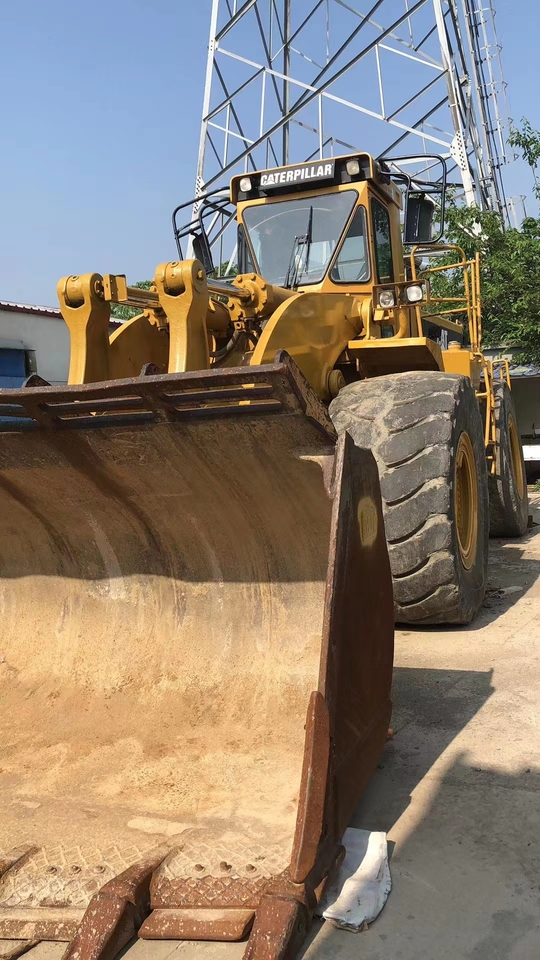 CATERPILLAR 988B - Натоварувач на тркала: слика 2 CATERPILLAR 988B - Натоварувач на тркала: слика 2